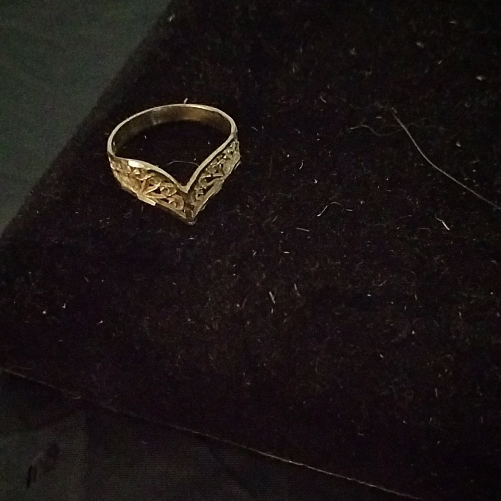 10kt gold ring